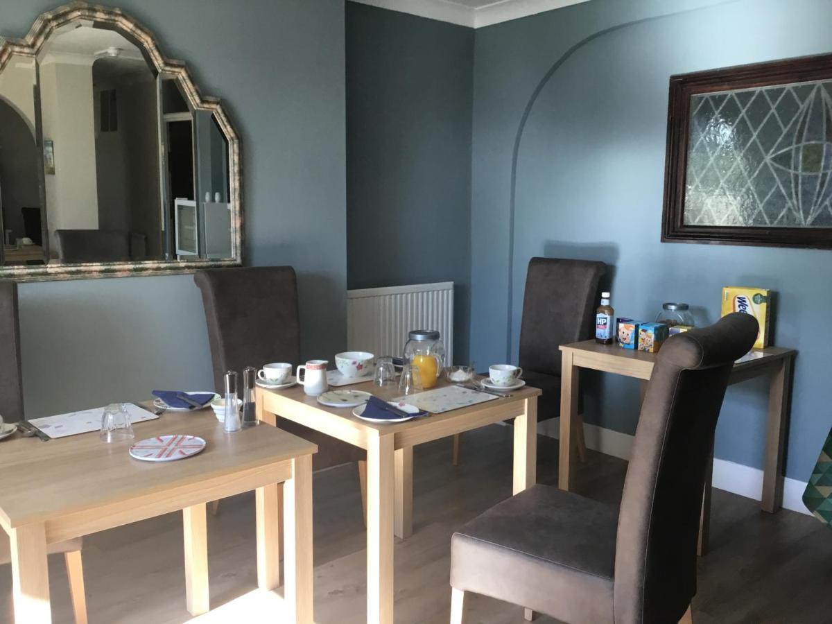 The Coventry Guest House โลเวสทอฟต์ ภายนอก รูปภาพ
