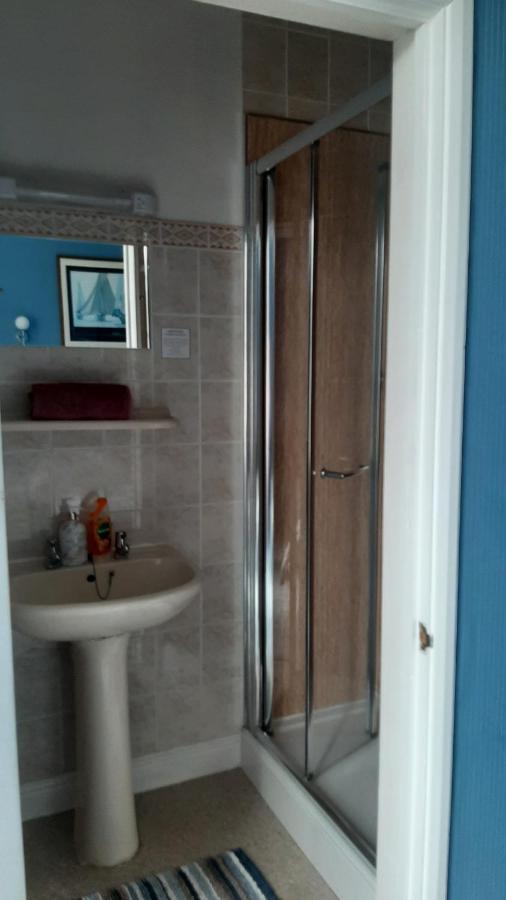 The Coventry Guest House โลเวสทอฟต์ ภายนอก รูปภาพ